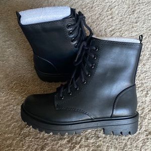 Women’s combat boots